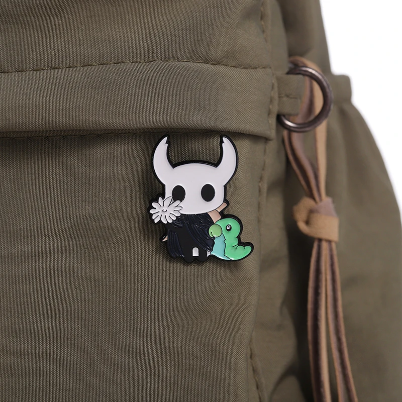Anime Game Brooch Hollow Knight Character Enamel Pins Cartoon Anime Badge Decorative Brooch Shirt Lapel Pin Jewelry Accessory