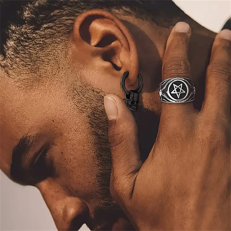 1 Pair Of black Skull Head And Hoops Luxury Earrings of Men's Earring For Jewellery 2024,men's stainless steel earring Women, Go