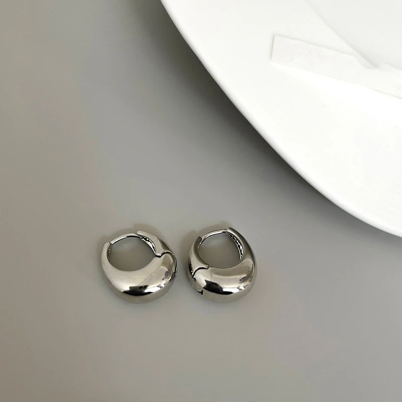 Punk Oval Hoop Earrings Metallic Geometric Ear Buckle Minimalist Style U-shaped Ear Buckle Daily Life Earring Accessories K-