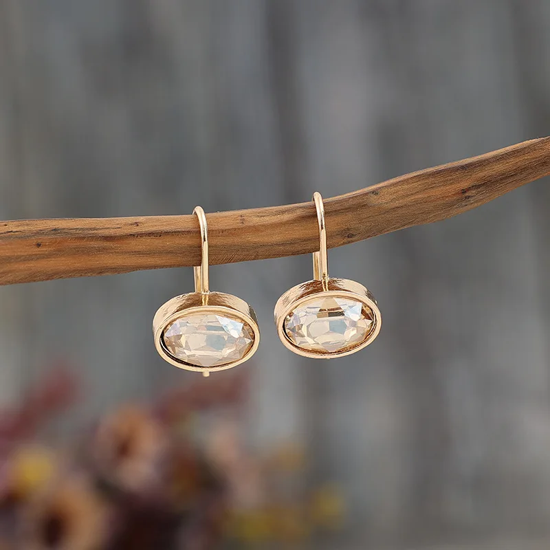 Fashion Metal Gold Color Oval Champagne Stone Dangle Earrings for Women Exquisite Engagement Wedding Earrings Jewelry