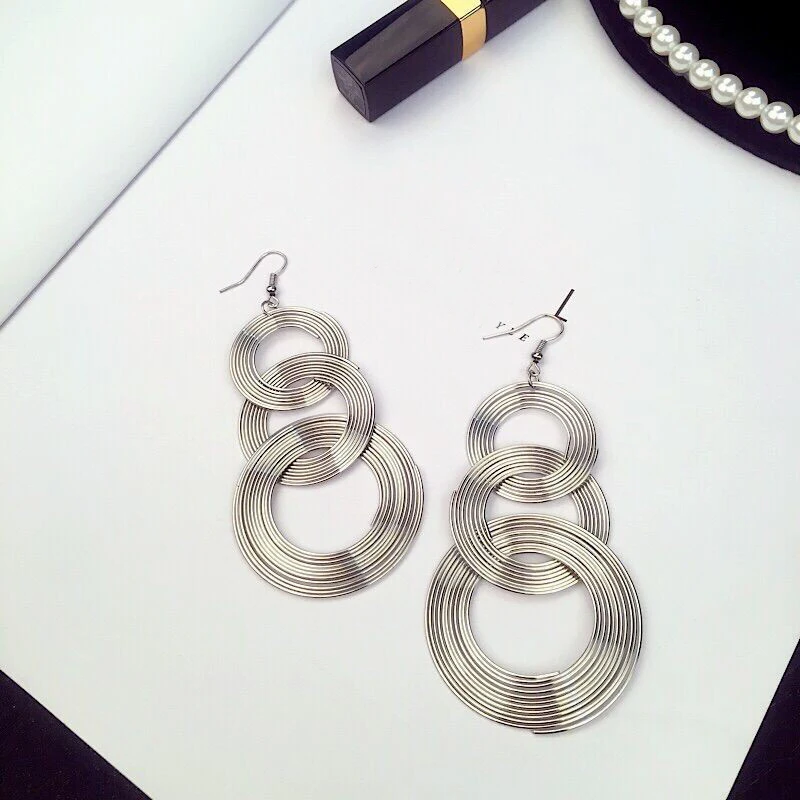 Exaggerate Round Statement Drop Earrings for Women European Party Big Jewelry Vintage Silver Color Metal Circle Long Earrings