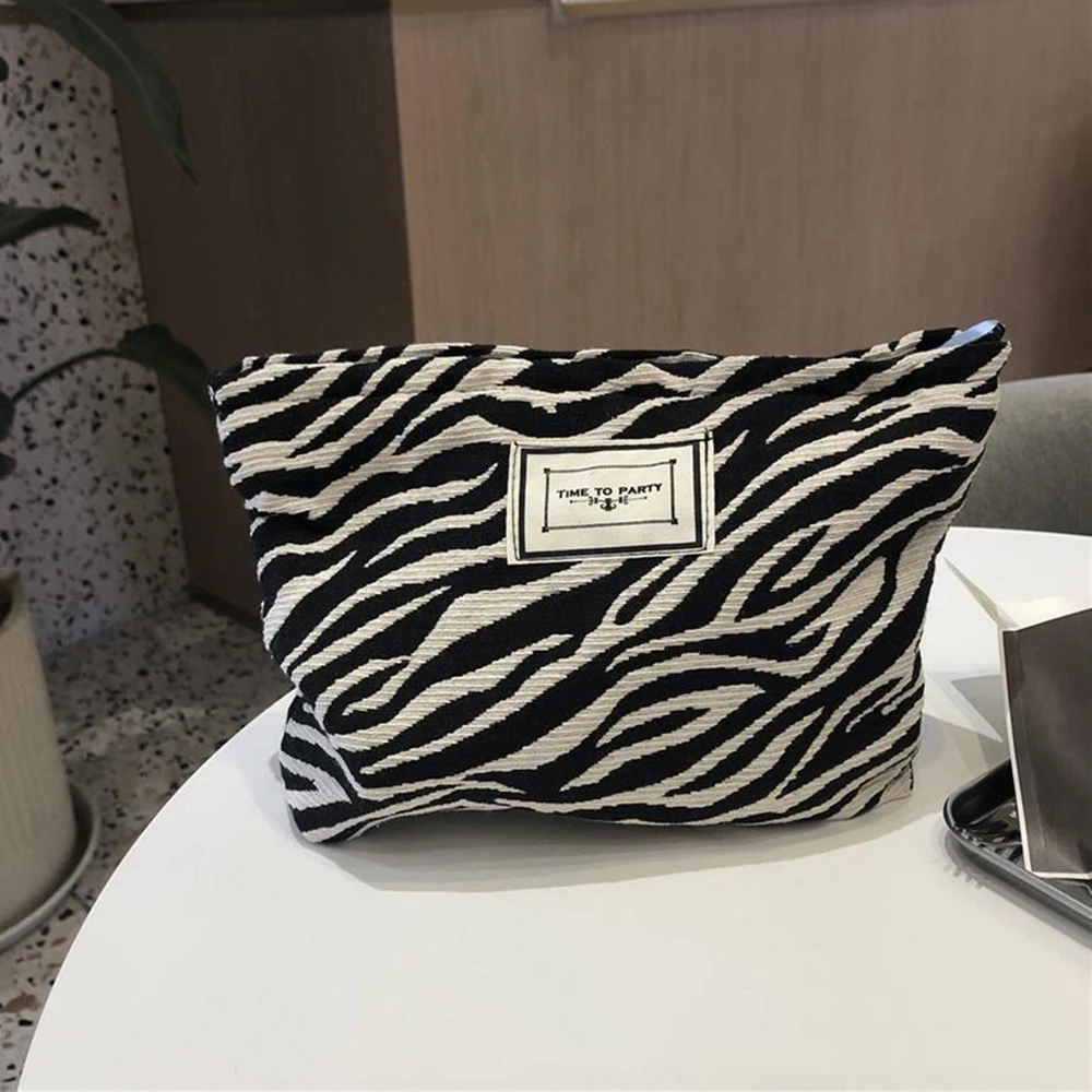 Random Organizer Bag Zebra-Print Makeup Bag Toiletry Bag Women'S Handbag Clutch Bag Convenient Large Capacity Storage Bag