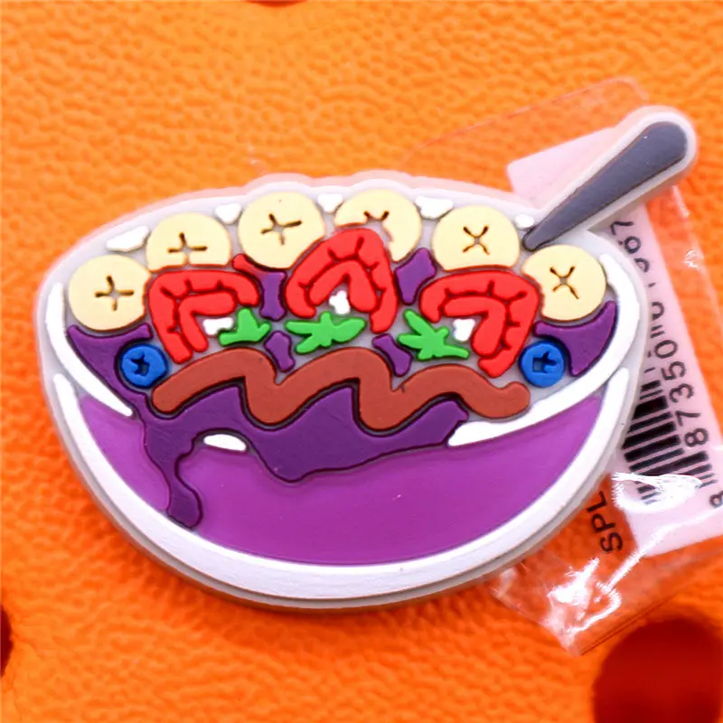 Dropshipping 1pcs Cute Pink lipstick PVC Shoe Charms Punk Girl Accessories Rouge Powder Decorations fit Bracelet Kids Gifts