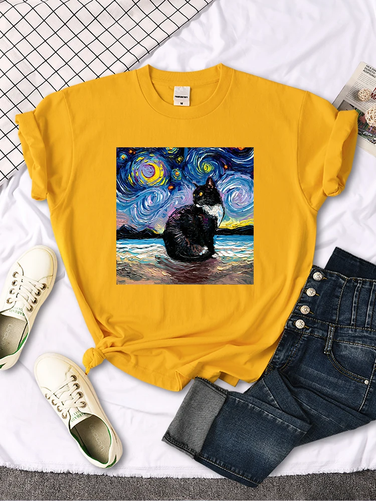 Womens T Shirts Beautiful Starry Cats Printing T-Shirts For Woman Casual Korean Style Women Tshirt Vintage Crewneck Tee Shirts