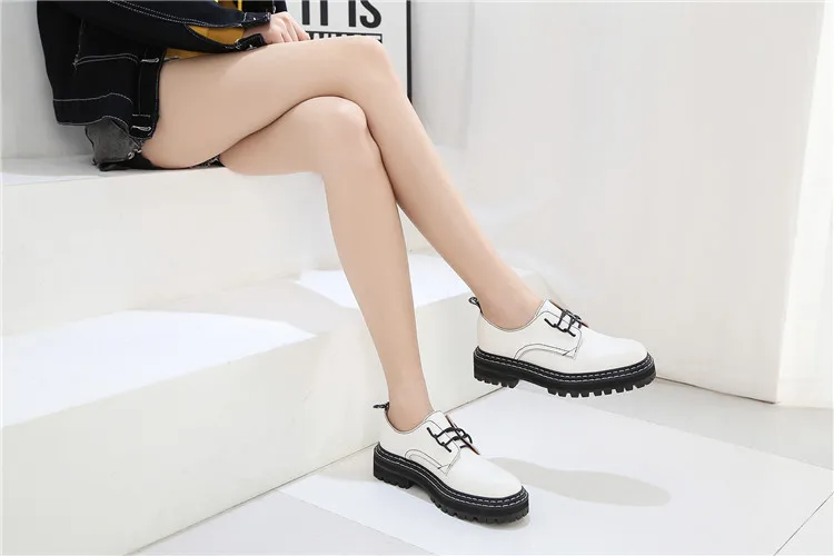 Retro Women Shoes Genuine Leather 2026 New Spring British Style Student Shoes Wild Thick Large Size 41 42 43 Ladies Oxford Shoes