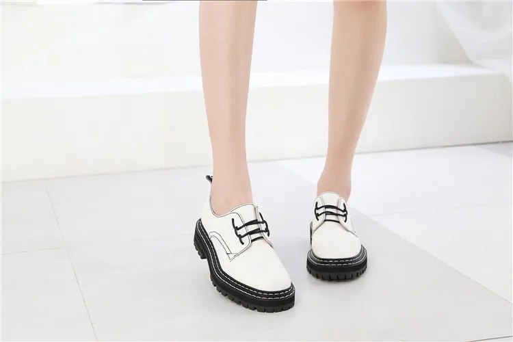 Retro Women Shoes Genuine Leather 2026 New Spring British Style Student Shoes Wild Thick Large Size 41 42 43 Ladies Oxford Shoes