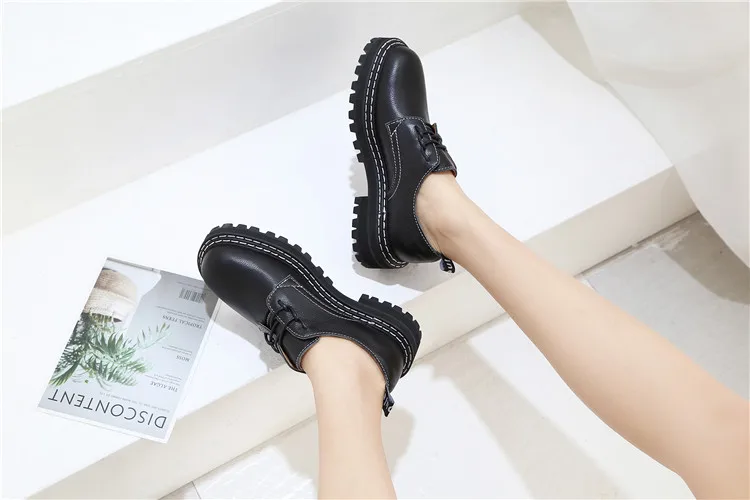 Retro Women Shoes Genuine Leather 2026 New Spring British Style Student Shoes Wild Thick Large Size 41 42 43 Ladies Oxford Shoes