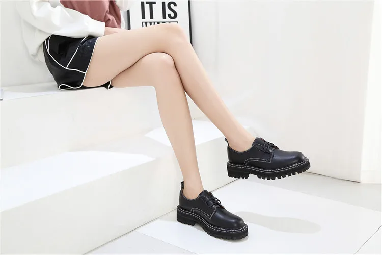 Retro Women Shoes Genuine Leather 2026 New Spring British Style Student Shoes Wild Thick Large Size 41 42 43 Ladies Oxford Shoes