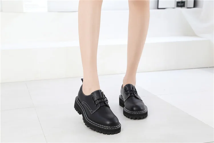 Retro Women Shoes Genuine Leather 2026 New Spring British Style Student Shoes Wild Thick Large Size 41 42 43 Ladies Oxford Shoes