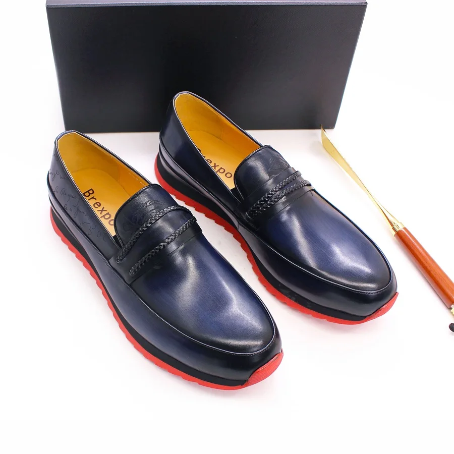 High-grade Leather Casual Men's Shoes Handmade Trendy Set of Feet Comfortable Sports Office Men's Banquet Leather Shoes