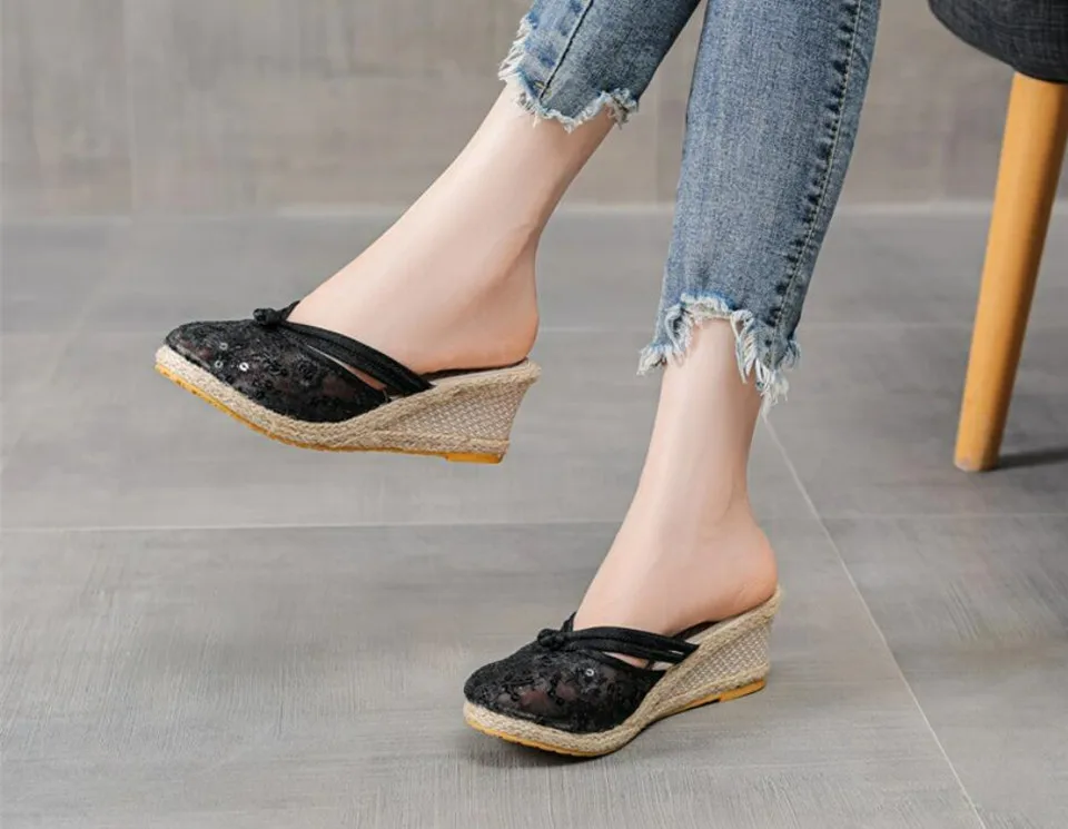 Air Mesh Wedge Slippers for Women Sequins Fashion Slides Ladies Closed Toe Leisure Outdoor Espadrilles High-heeled Slip on Mules