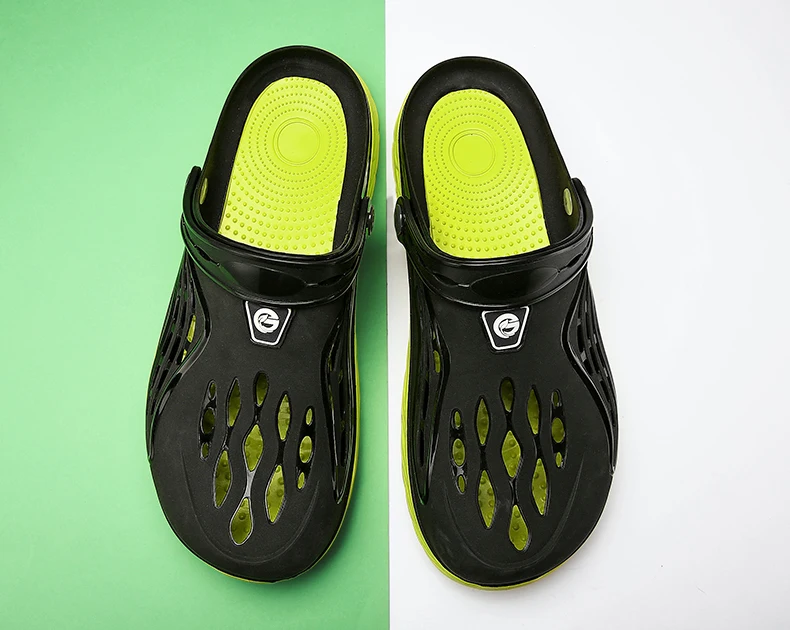 Summer Comfortable Men's Garden Clogs Male Outdoor EVA Injection Clogs Casual Sandal Men Beach Slippers Water Shoes Pool Sandals