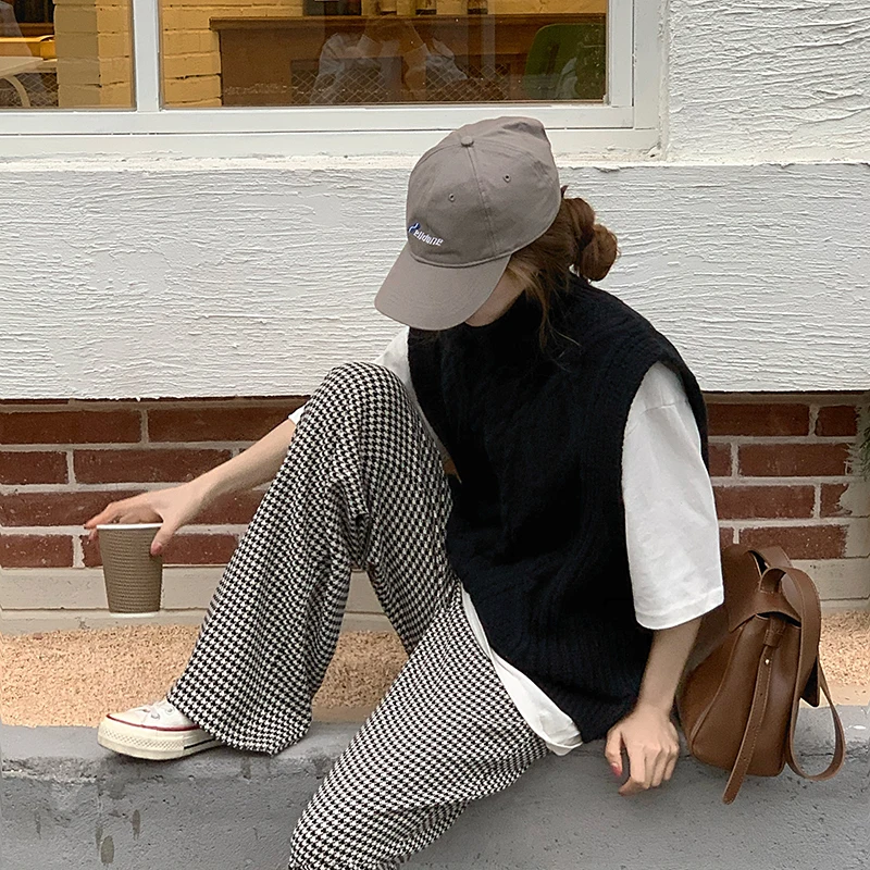 2021 New Women Spring Autumn Turtleneck Twist Sleeveless Short Tank Sweater Jacket Beige Knitted Pullover Waistcoat Vest