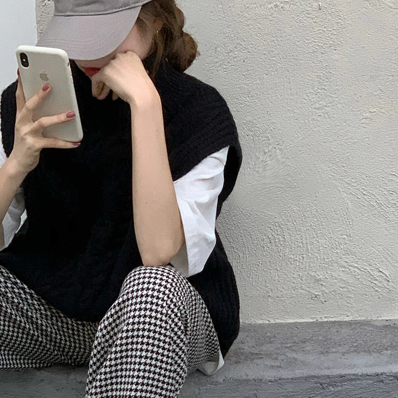 2021 New Women Spring Autumn Turtleneck Twist Sleeveless Short Tank Sweater Jacket Beige Knitted Pullover Waistcoat Vest