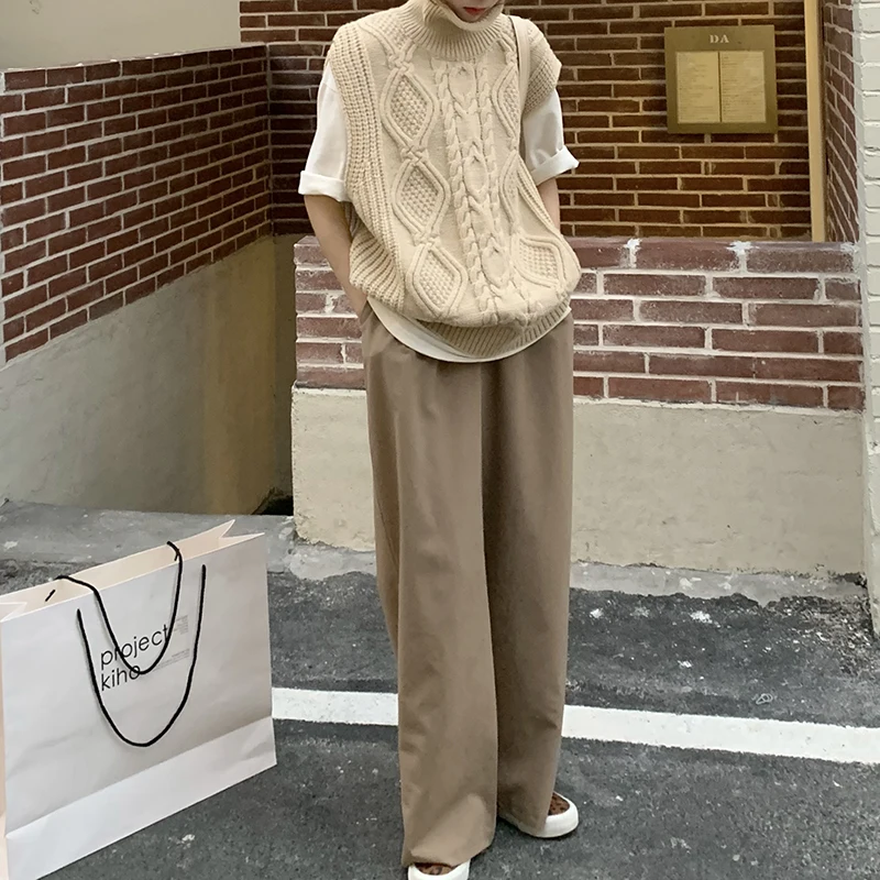2021 New Women Spring Autumn Turtleneck Twist Sleeveless Short Tank Sweater Jacket Beige Knitted Pullover Waistcoat Vest