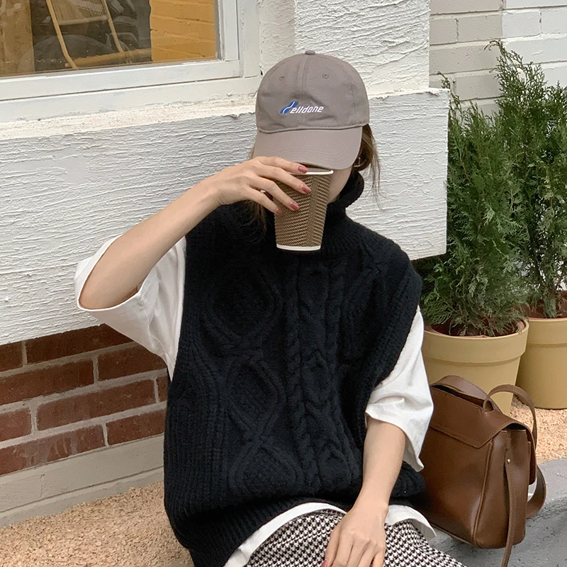 2021 New Women Spring Autumn Turtleneck Twist Sleeveless Short Tank Sweater Jacket Beige Knitted Pullover Waistcoat Vest