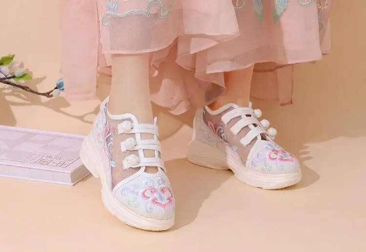 Women Air Mesh Embroidered Sneakers Ladies Summer Casual Shoes кроссовки женские Vintage Female Sandals