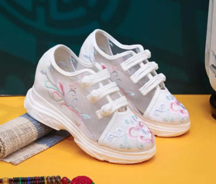 Women Air Mesh Embroidered Sneakers Ladies Summer Casual Shoes кроссовки женские Vintage Female Sandals