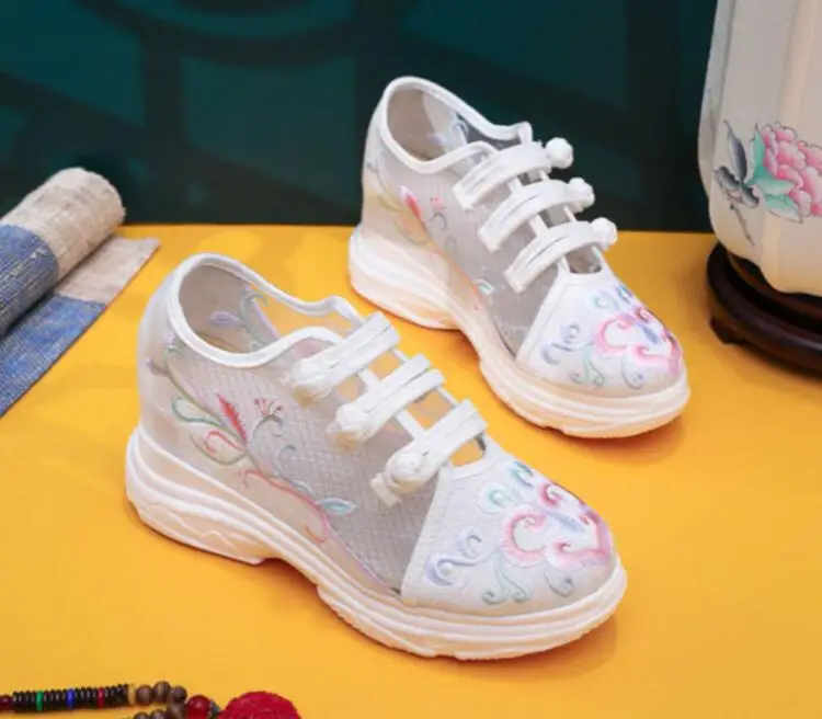 Women Air Mesh Embroidered Sneakers Ladies Summer Casual Shoes кроссовки женские Vintage Female Sandals