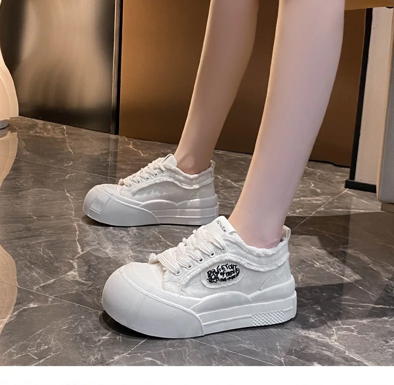 Wide Feet Round Toe Canvas Loafers Women's Leisure Lace Up Sneakers Platform Blue Pink Plimsolls Shoes Student Running Shoes
