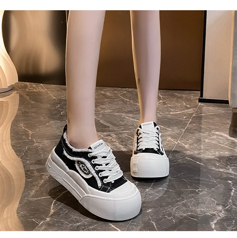 Wide Feet Round Toe Canvas Loafers Women's Leisure Lace Up Sneakers Platform Blue Pink Plimsolls Shoes Student Running Shoes