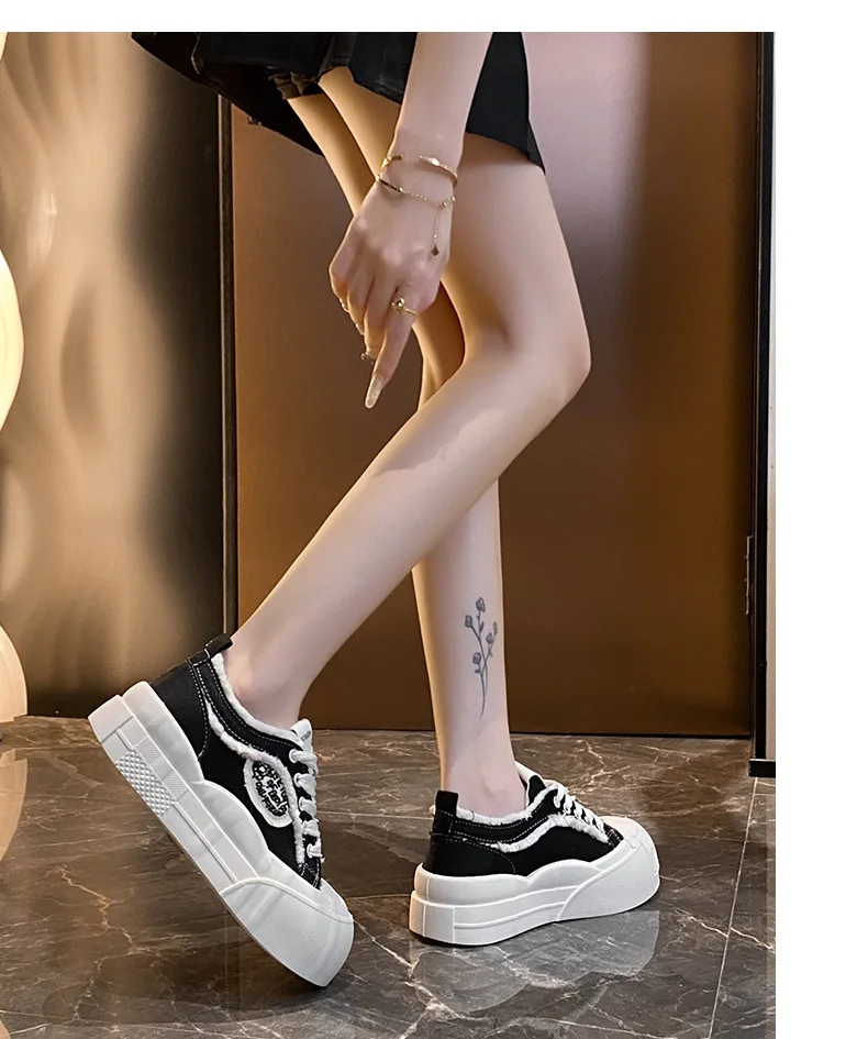 Wide Feet Round Toe Canvas Loafers Women's Leisure Lace Up Sneakers Platform Blue Pink Plimsolls Shoes Student Running Shoes