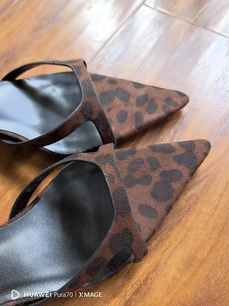 MKKHOU Fashion Sandals Women New High Quality Genuine Leather Simple Pointed Back Strap Middle Heel Leopard Pattern Open Shoes