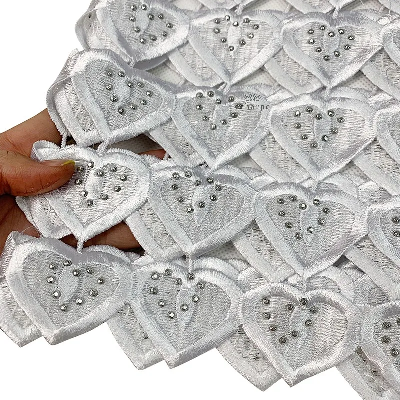 Luxury Scarf High Quality 100% Cotton Dubai African Women Islamic Scarf LOVE Pattern Embroidery Chemical Lace Scarf 2 Color