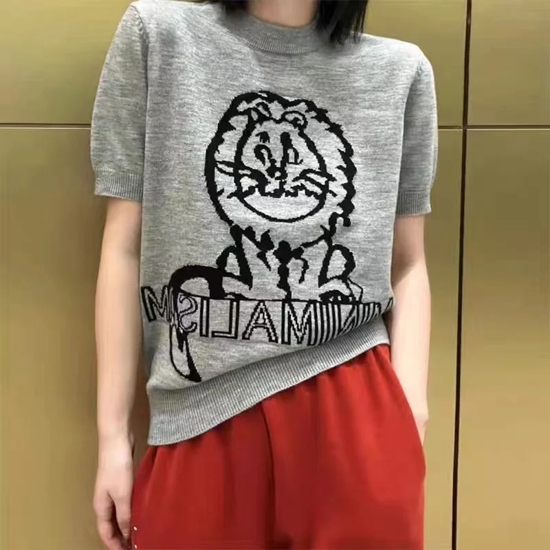 Little Lion short sleeve sweater for women early spring 2022 new chic top niche short half sleeve bottom shirt