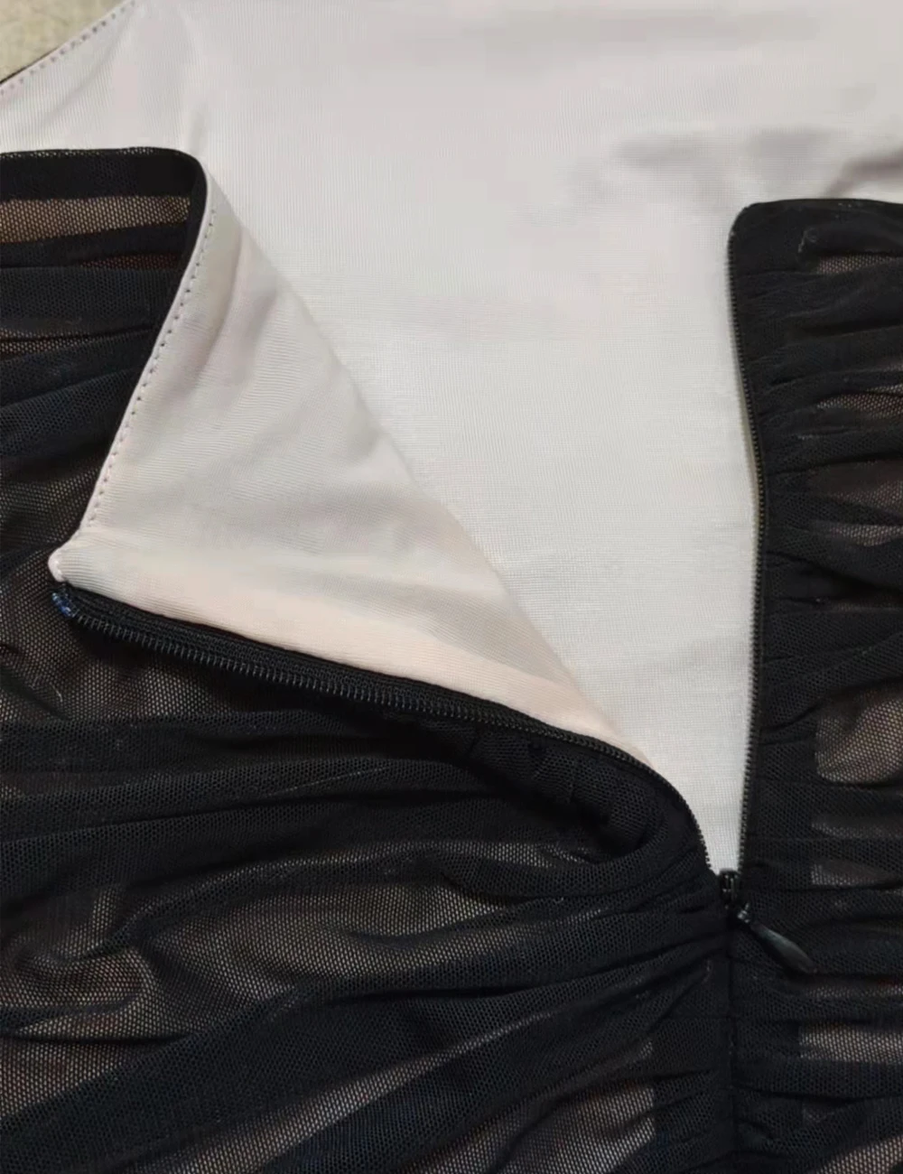 Sexy Backless Pleated Zou Suspender Dress Fashion and Elegant Black Tight-Fitting Mid-Length Dress