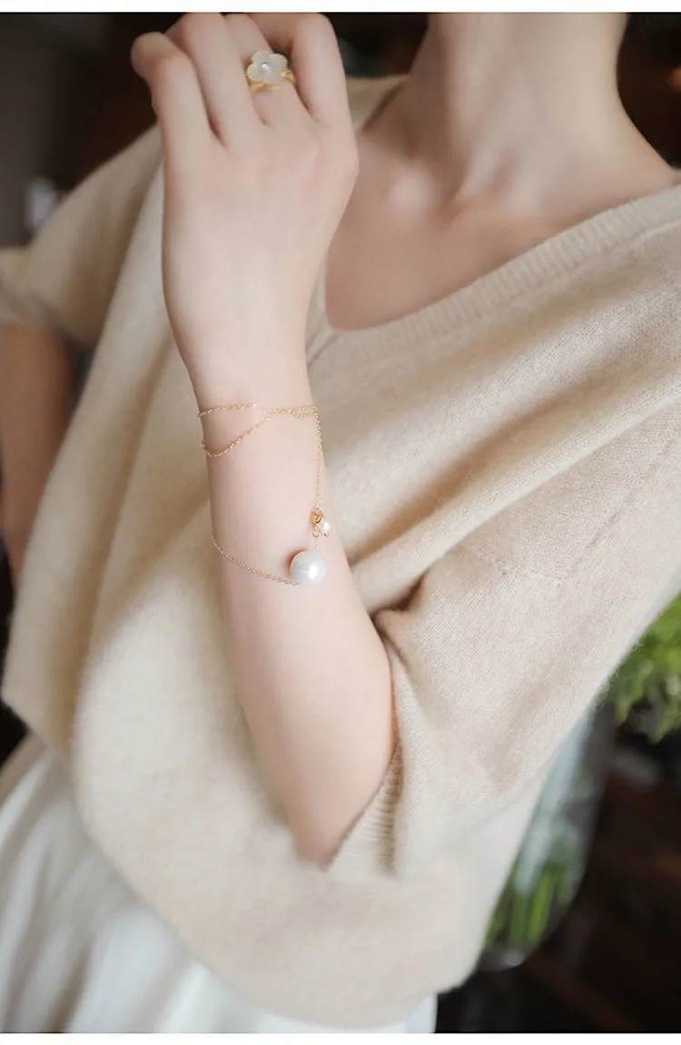 Knitted cashmere short sleeve women loose sleeves T-shirt jacket spring and autumn V-neck head slimming wool half sleeve