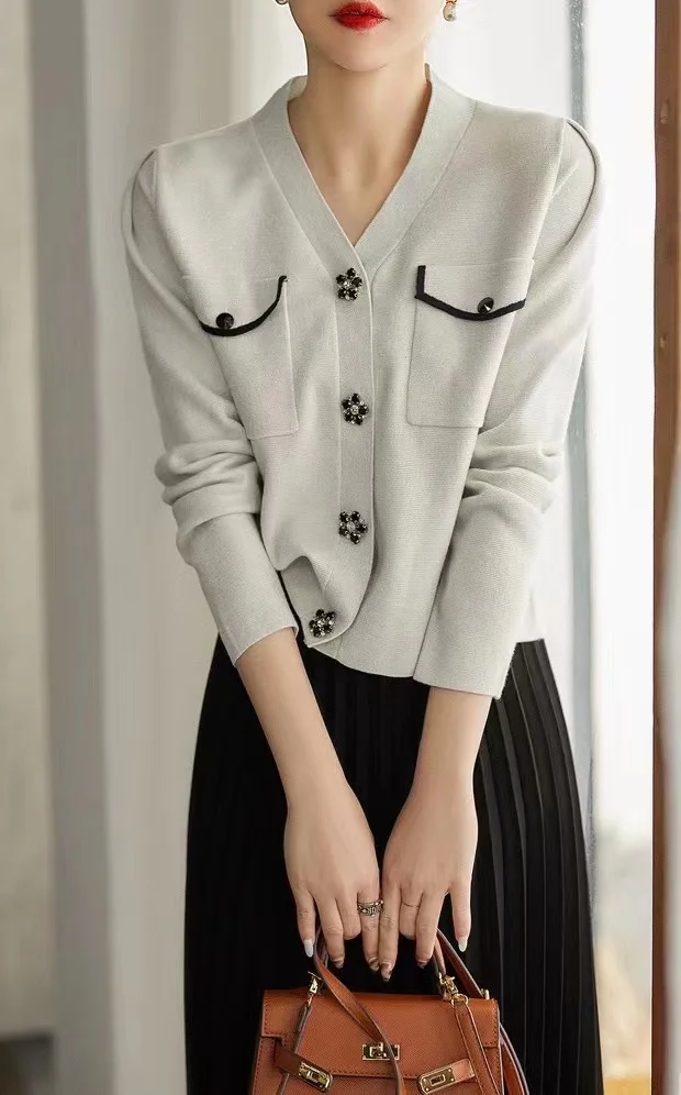2022newcashmere knit cardigan female spring and autumn new temperamental V-neck sweater loose jacket sweater coat