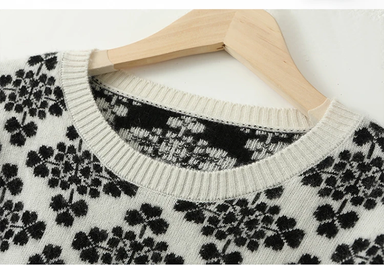 2022 Snowflake autumn winter new pure cashmere sweater ladies thick jacquard loose sweater round neck sweater to keep warm