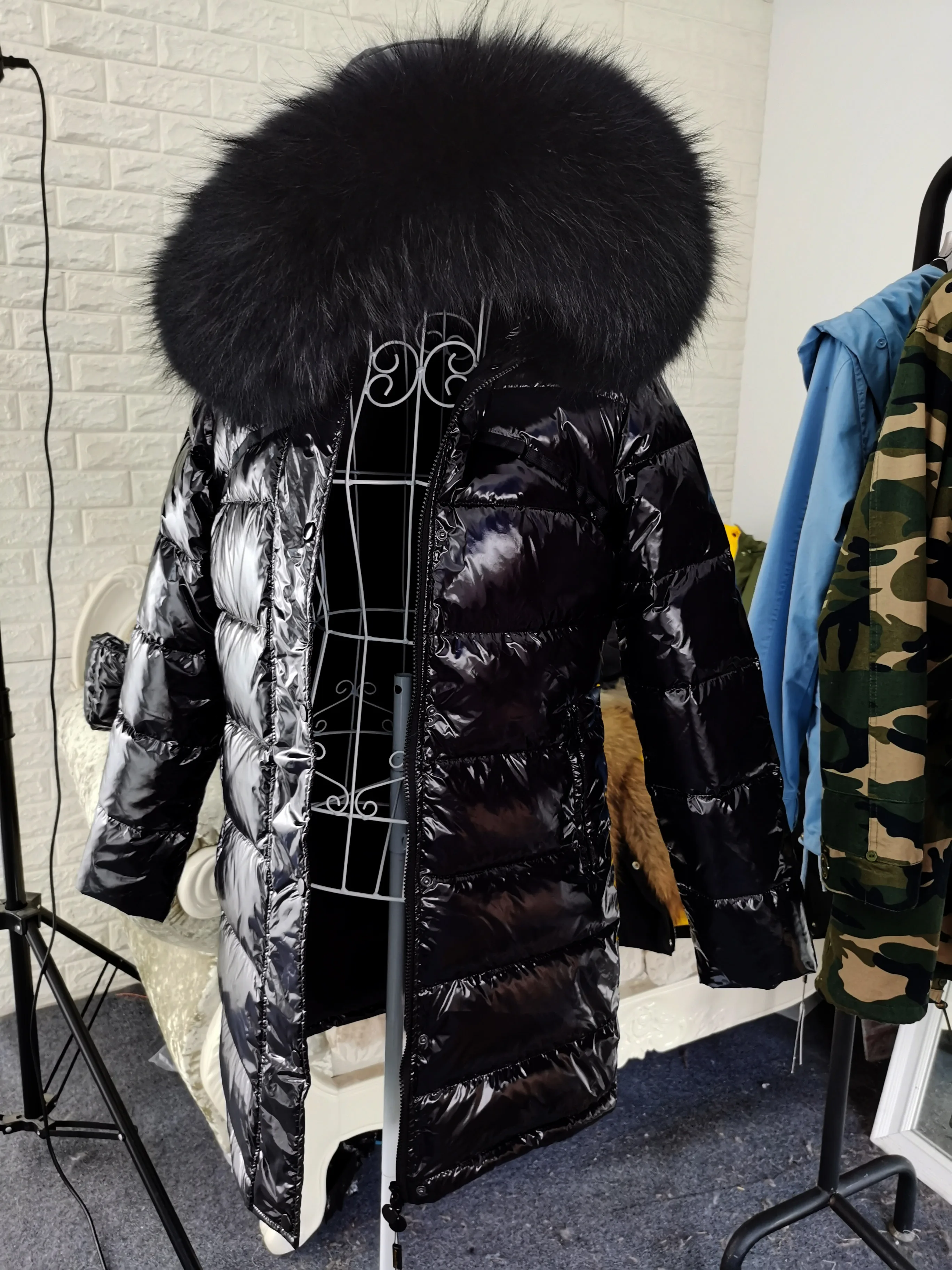 Maomaokong Winter waterproof Jacket Women Real White Duck Down Lining Coat natural Raccoon Fur Collar Warm Black down jacket
