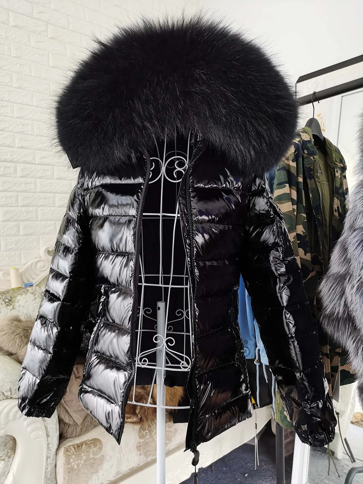 Maomaokong Winter waterproof Jacket Women Real White Duck Down Lining Coat natural Raccoon Fur Collar Warm Black down jacket