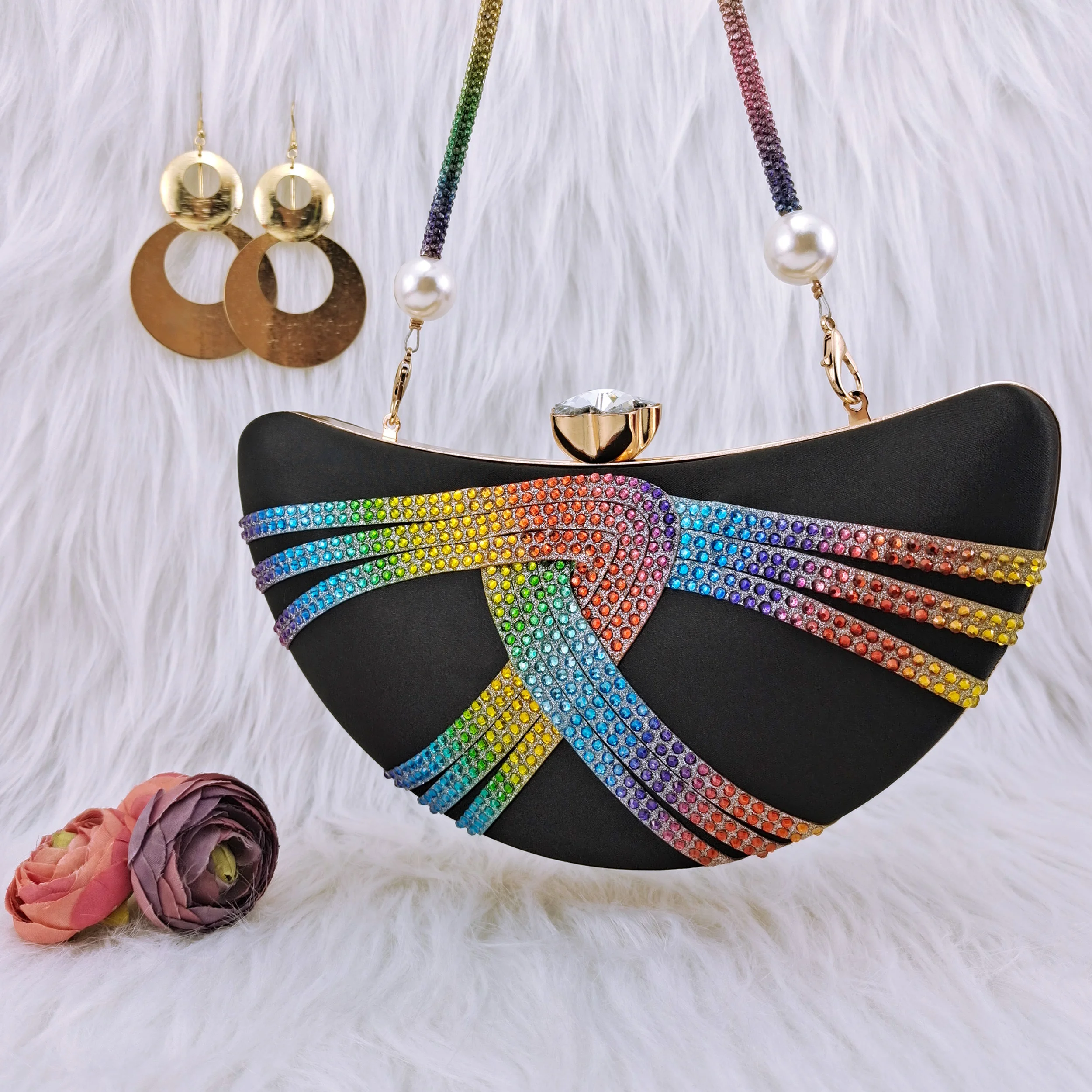 QSGFC New Black Color Flash Diamond Decoration Elegant And Intellectual Exquisite Banquet Ladies Shoes And Bag
