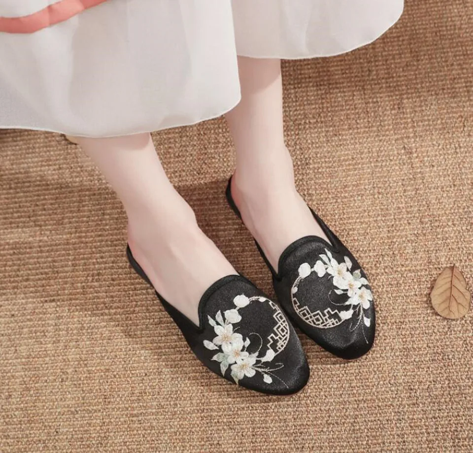 Ethnic Embroidered Satin Slippers for Women Vintage Dress Slides Female Backless Sandals, Spring and Summer Shoes