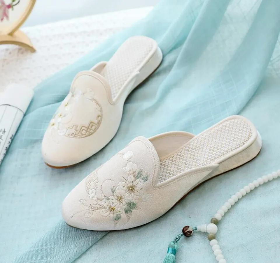 Ethnic Embroidered Satin Slippers for Women Vintage Dress Slides Female Backless Sandals, Spring and Summer Shoes