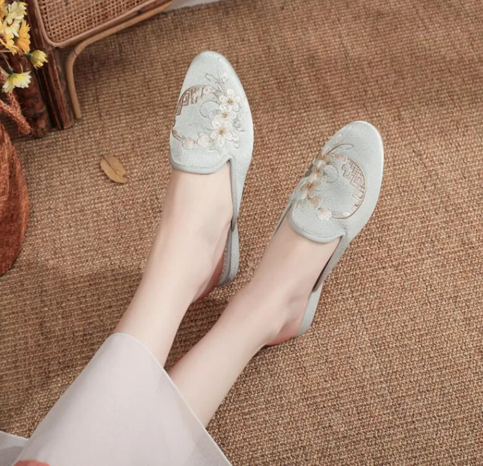 Ethnic Embroidered Satin Slippers for Women Vintage Dress Slides Female Backless Sandals, Spring and Summer Shoes