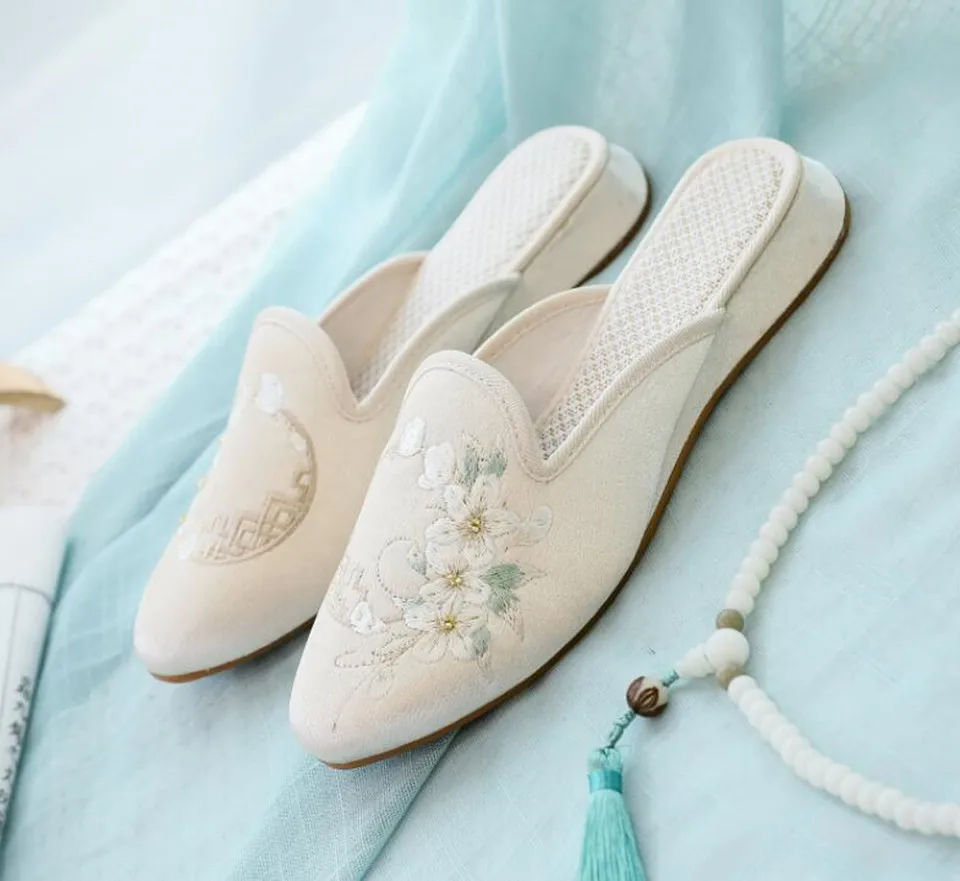 Ethnic Embroidered Satin Slippers for Women Vintage Dress Slides Female Backless Sandals, Spring and Summer Shoes