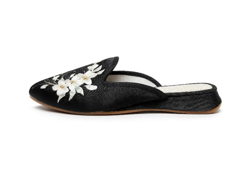 Ethnic Embroidered Satin Slippers for Women Vintage Dress Slides Female Backless Sandals, Spring and Summer Shoes