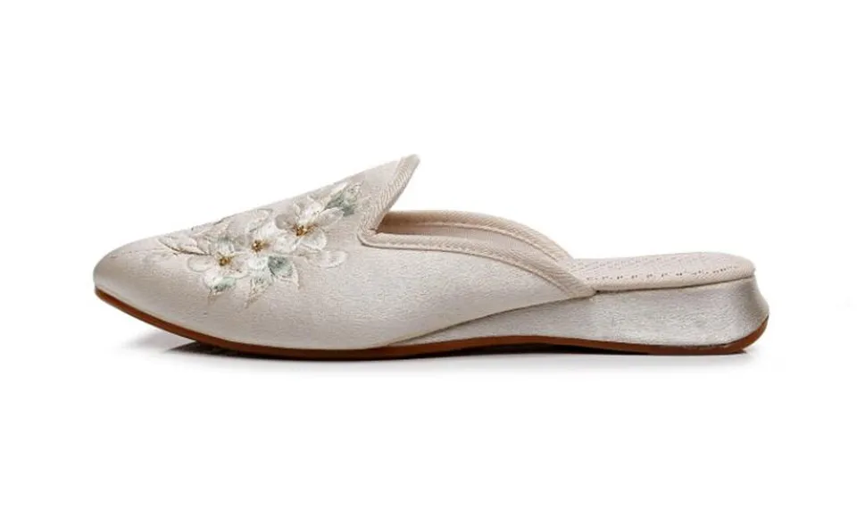 Ethnic Embroidered Satin Slippers for Women Vintage Dress Slides Female Backless Sandals, Spring and Summer Shoes