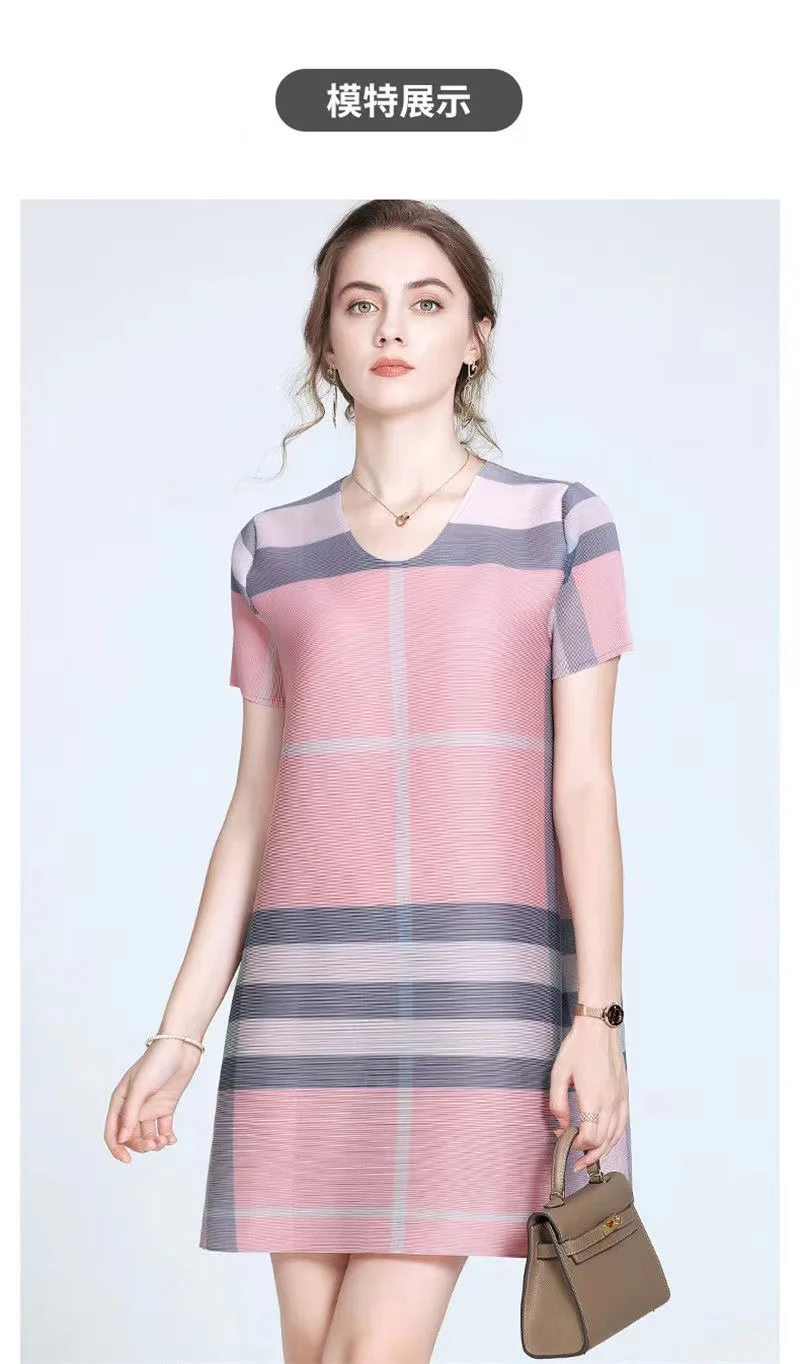 Miyake Pleated French Mini Dress for Women, High-end, Western-style, Loose, Age-reducing Print, Striped, New Clothing, 2022