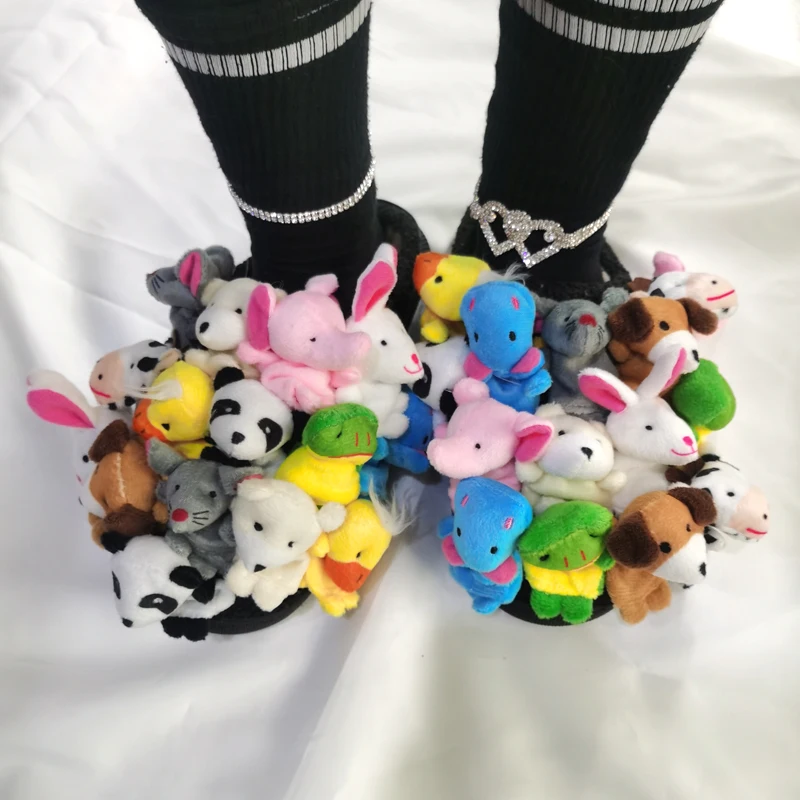 2025 Women Home Slippers Summer Cute Plush Animal Decorative Slippers Fashion Wearing Slippers Non-slip Flat Shoes Ladies Shoes