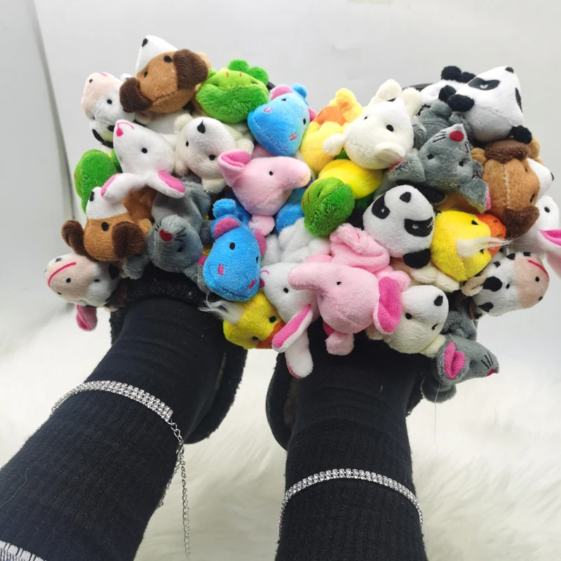 2025 Women Home Slippers Summer Cute Plush Animal Decorative Slippers Fashion Wearing Slippers Non-slip Flat Shoes Ladies Shoes
