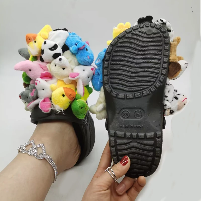 2025 Women Home Slippers Summer Cute Plush Animal Decorative Slippers Fashion Wearing Slippers Non-slip Flat Shoes Ladies Shoes