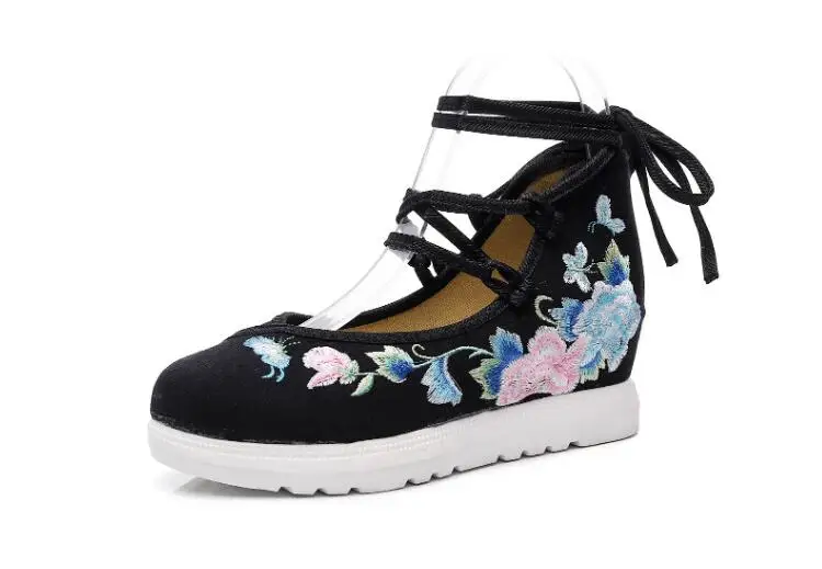 Spring Women Cross-Tied Embroidered Casual Shoes Girls Vintage Canvas Sneakers Ethnic Lace-Up Female Wedges Dancing Shoes