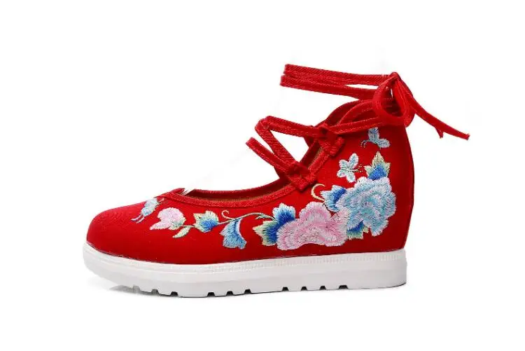 Spring Women Cross-Tied Embroidered Casual Shoes Girls Vintage Canvas Sneakers Ethnic Lace-Up Female Wedges Dancing Shoes