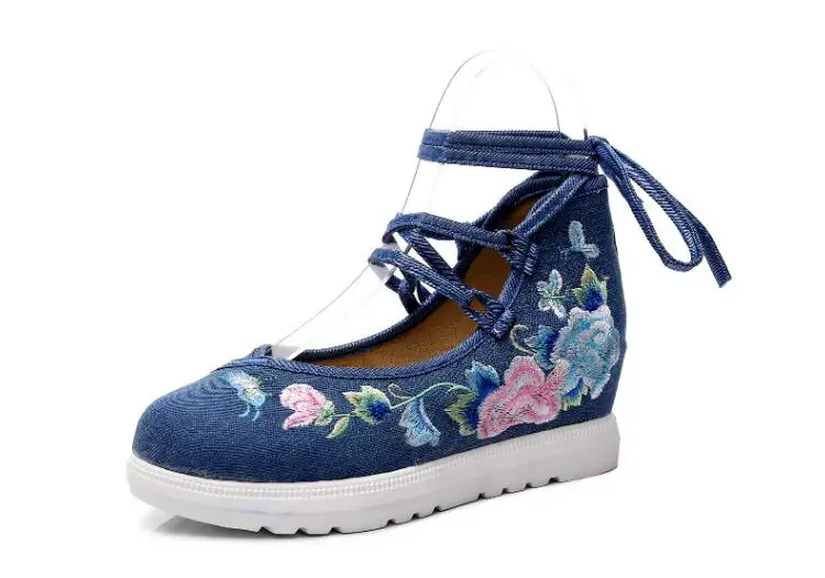 Spring Women Cross-Tied Embroidered Casual Shoes Girls Vintage Canvas Sneakers Ethnic Lace-Up Female Wedges Dancing Shoes