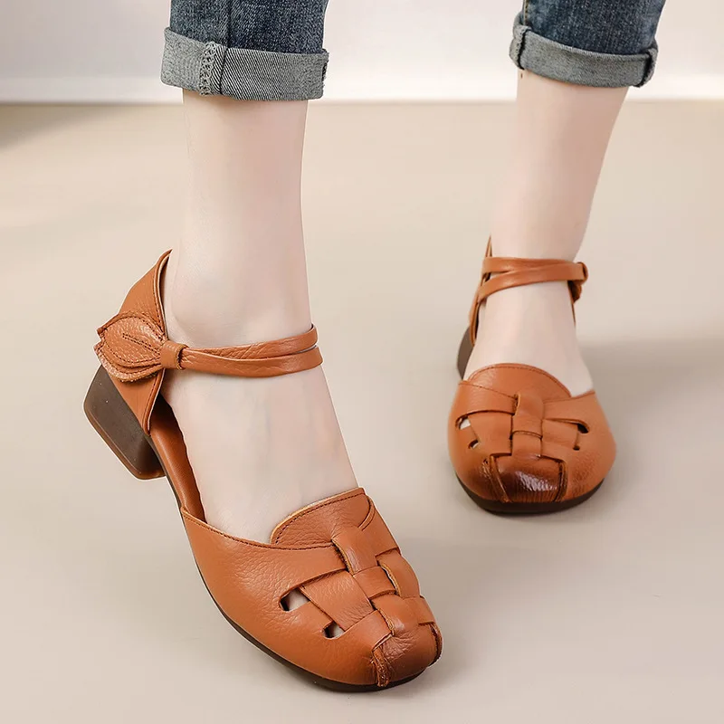 Vintage Cowhide Leather Sandals Women High Quality Mary Jane Shoes Low Heels Sandal With Flower Woman Chic Shoes Sandalias Mujer